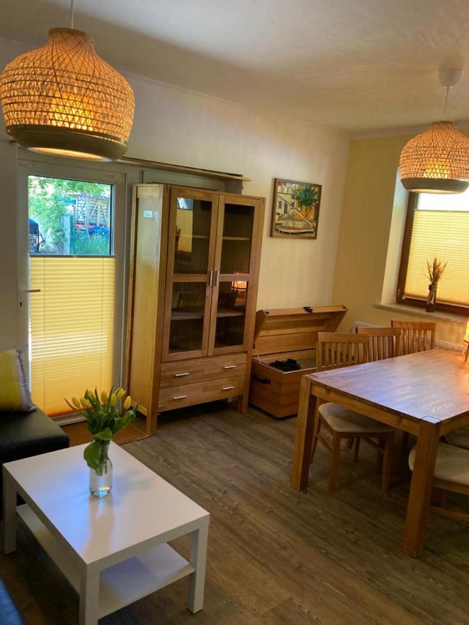 Ferienwohnung Bergs Bahnhof Ralingen Exterior foto